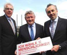 vlnr: Stellv. Vorstand des Caritasverbandes Düsseldorf Thomas Salmen, Bundesgesundheitsminister Hermann Gröhe und MdB Thomas Jarzombek vlnr: Stellv. Vorstand des Caritasverbandes Düsseldorf Thomas Salmen, Bundesgesundheitsminister Hermann Gröhe und MdB Thomas Jarzombek