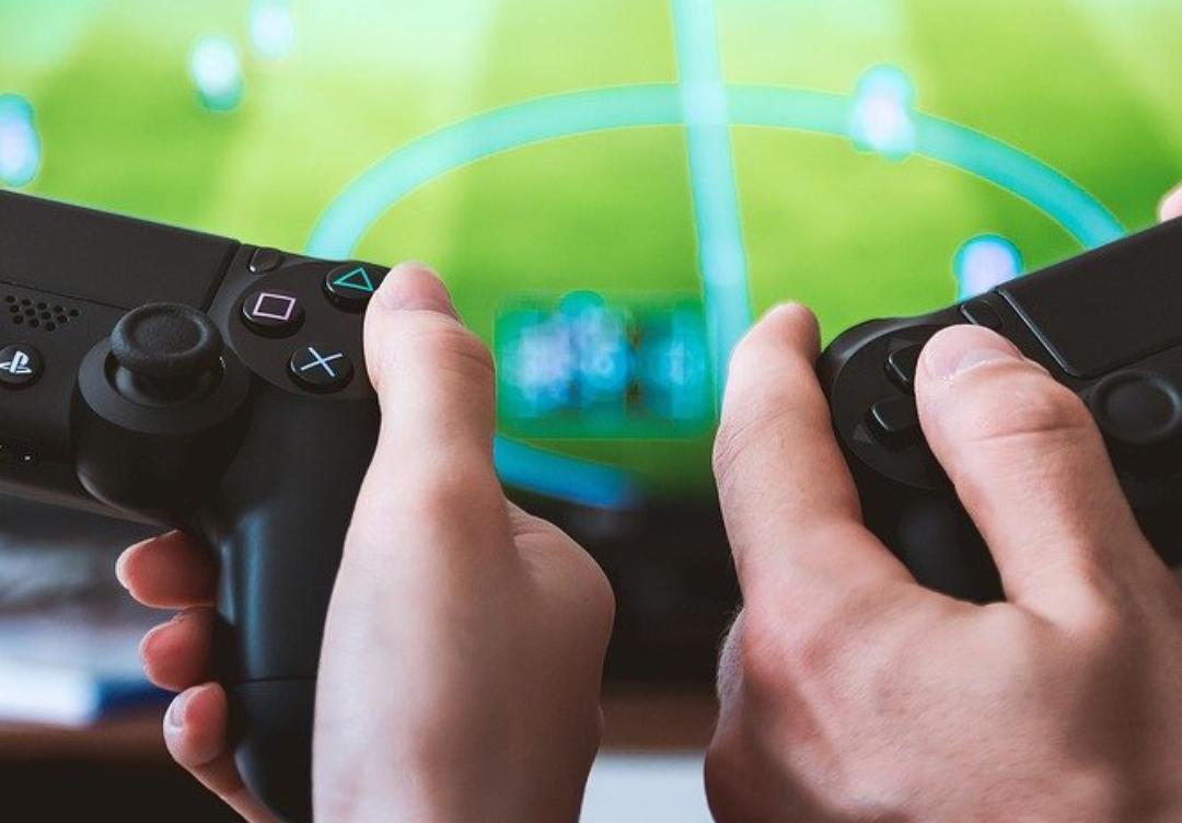 Foto von einem Controller Playstation