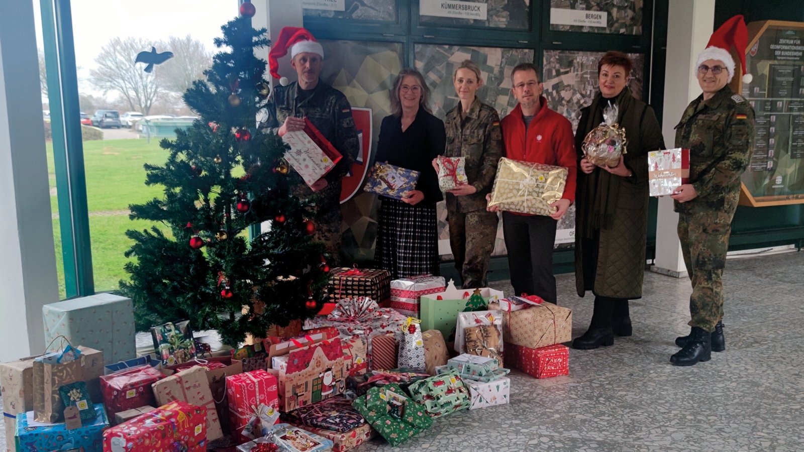 Bundeswehr Weihnachtsaktion 2025 (c) Caritasverband Euskirchen Martina Schneider