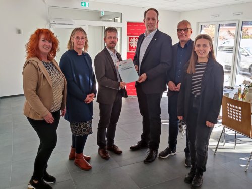 Fördermittelübergabe Quartiersbüro Weilerswist (c) Caritasverband Euskirchen Martina Schneider