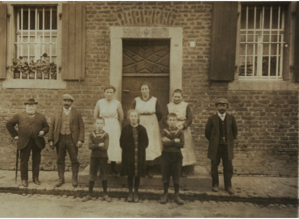 Der Kämischhof vor rund 100 Jahren