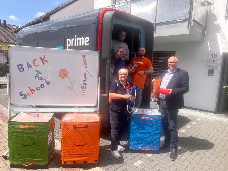 25-07-11 KKIO-Amazon NEWS