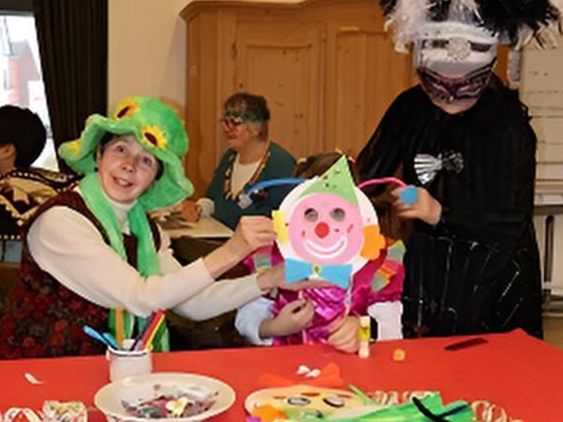 26-02-11 FLÜ Karnevalsfeier NEWS