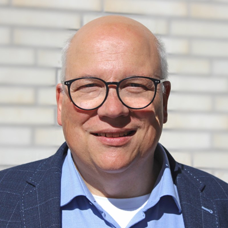 SKM-Markus-Kuehn-Portrait-2025-12-800x800